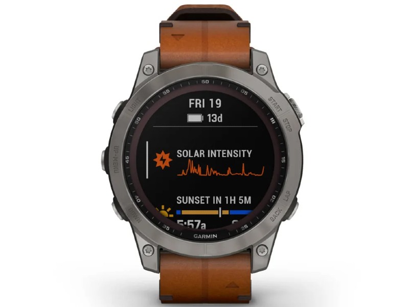 SMARTWATCH FENIX 7 SAPPHIRE SOLAR CON CINTURINO IN PELLE CHESTNUT 010-02540-31