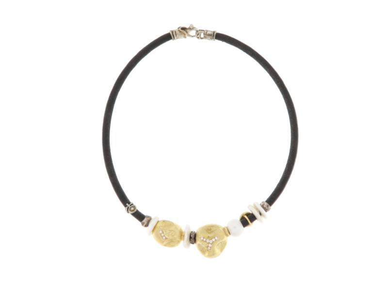 LEATHER NECKLACE WITH YELLOW GOLD ELEMENTS, PEARLS AND DIAMONDS MISANI C2094