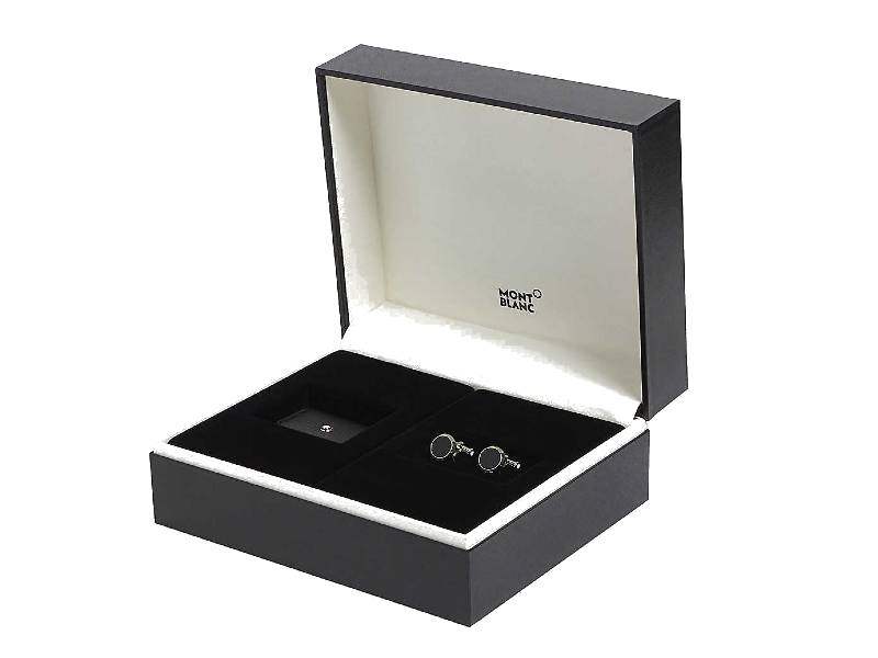 GIFT SET STAINLESS STEEL CUFFLINKS WITH ONYX SARTORIAL AND LEATHER POUCH MONTBLANC 118538